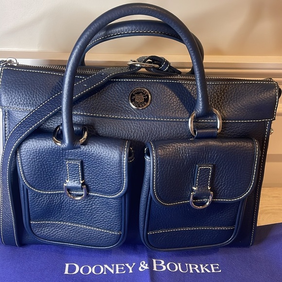 Dooney & Bourke Vtg Classic Navy Pebbled Leather Bag, Pouch, Dusty, Crossbody - Picture 12 of 17